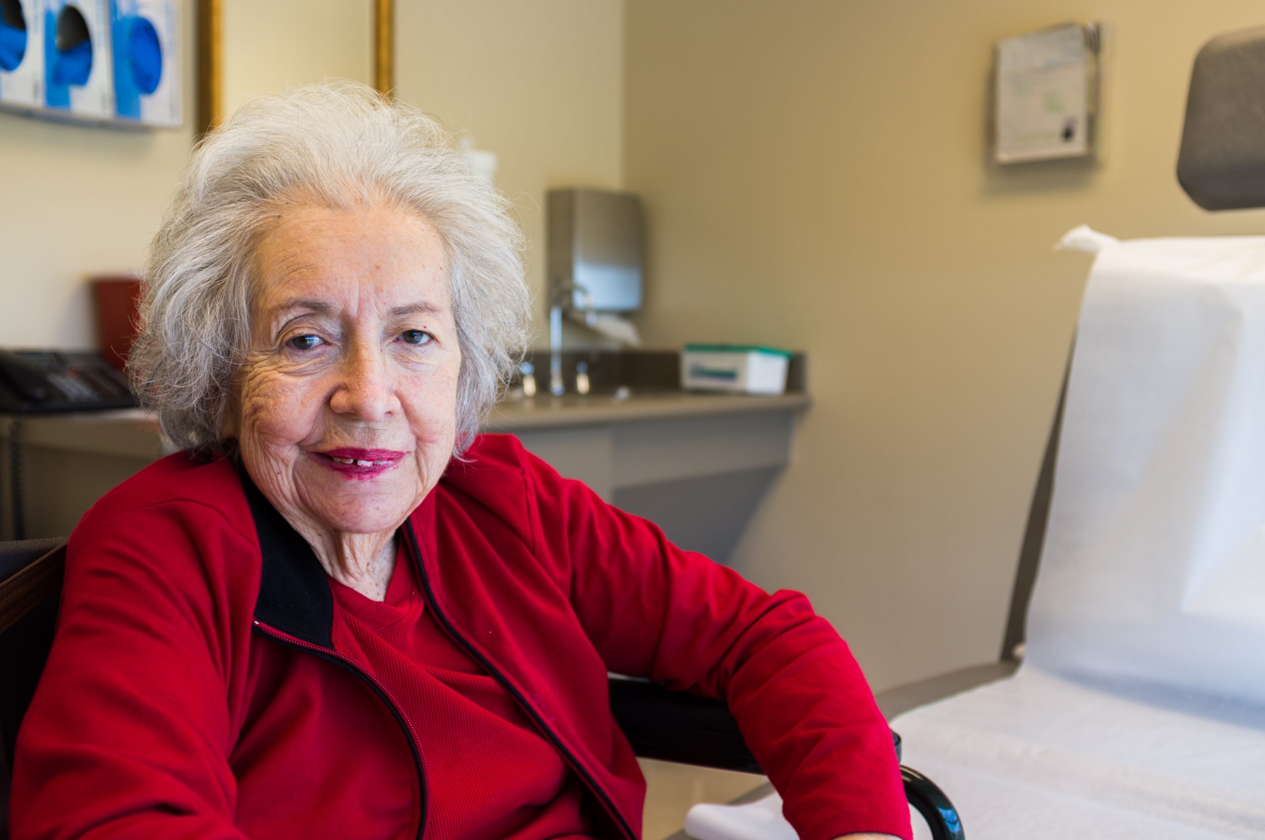 Elderly woman detecting Parkinson's disease early can buy valuable time