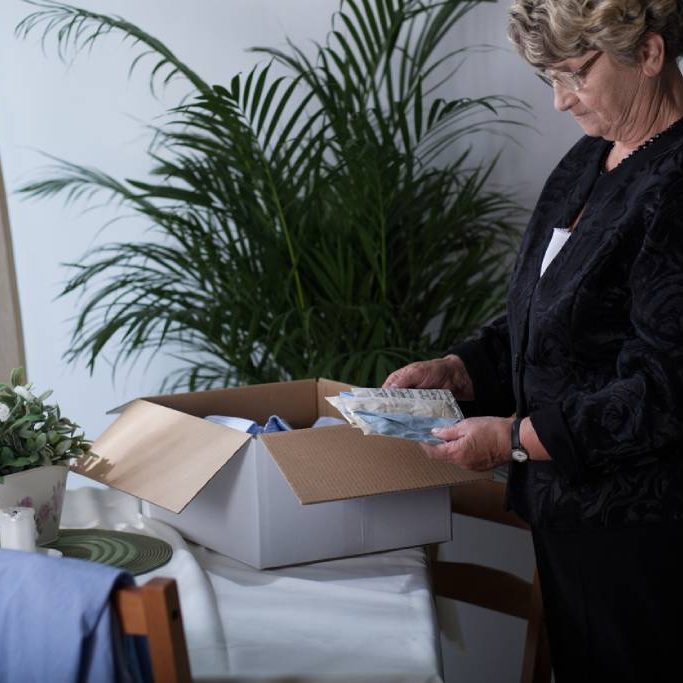 Moving-the-Elderly-opt moving the elderly