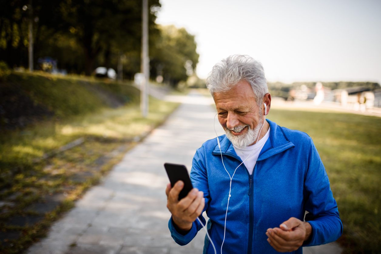 Life-changing apps for seniors in Staten Island